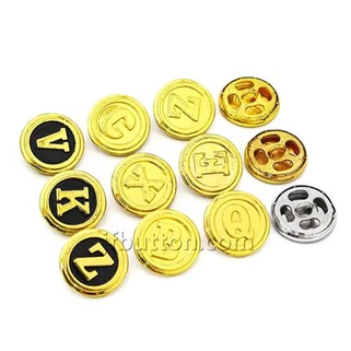 Велика црна дугмад за капут