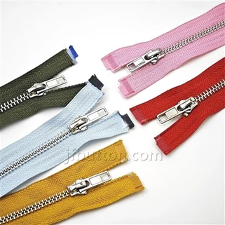 Метални зубни затварач